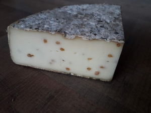 Livraison Tomme au fénugrec - 1/4